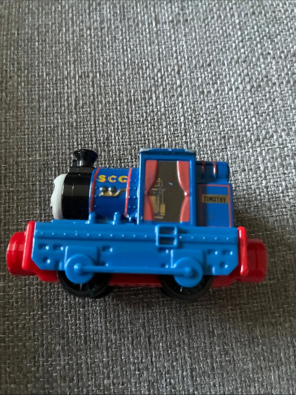 Thomas & Friends Take Along Timothy Train 2012 Round Magnets Diecast